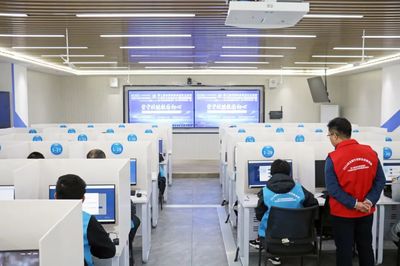 第三屆全國(guó)信息通信和互聯(lián)網(wǎng)行業(yè)職業(yè)技能競(jìng)賽信息通信網(wǎng)絡(luò)機(jī)務(wù)員賽項(xiàng)圓滿落幕，推動(dòng)互聯(lián)網(wǎng)信息技術(shù)服務(wù)高質(zhì)量發(fā)展